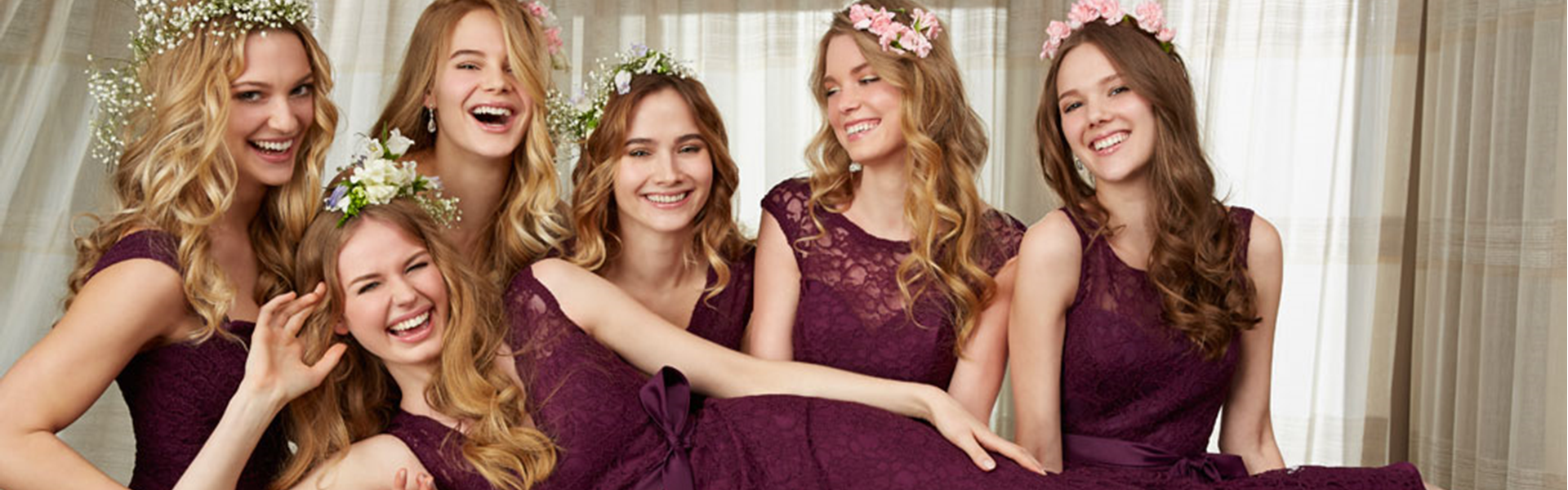 Bridesmaids Dressing Room Hero Image 3