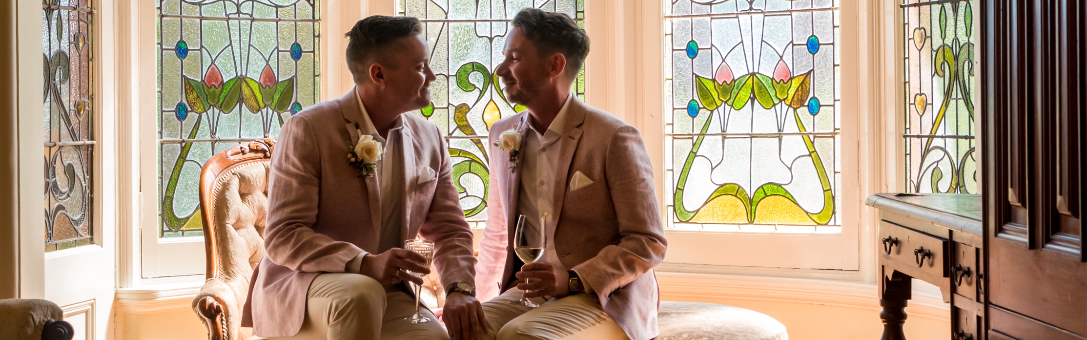 EasyweddingsHEROIMAGE_Ian_Liam2-dcac22a6-2f23-417c-b13d-a76692c8fb7a.jpg