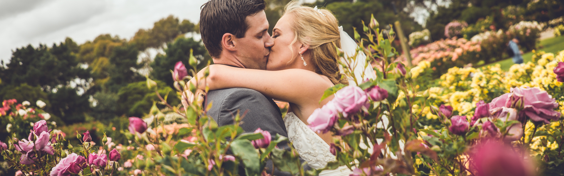 Kissing at Rose Garden