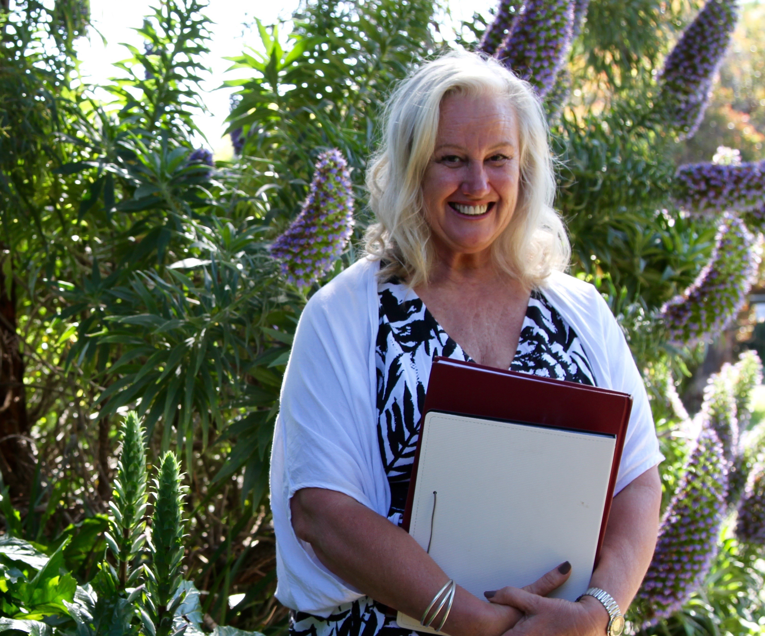 Phillip Island Ceremonies - with Pam Lewis Civil Celebrant