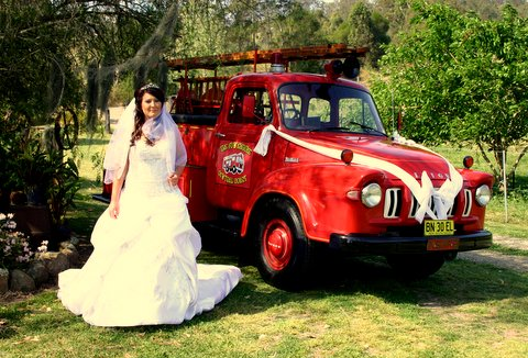 The Fun Engine - Central Coast - Wedding Cars The Entrance | Easy Weddings