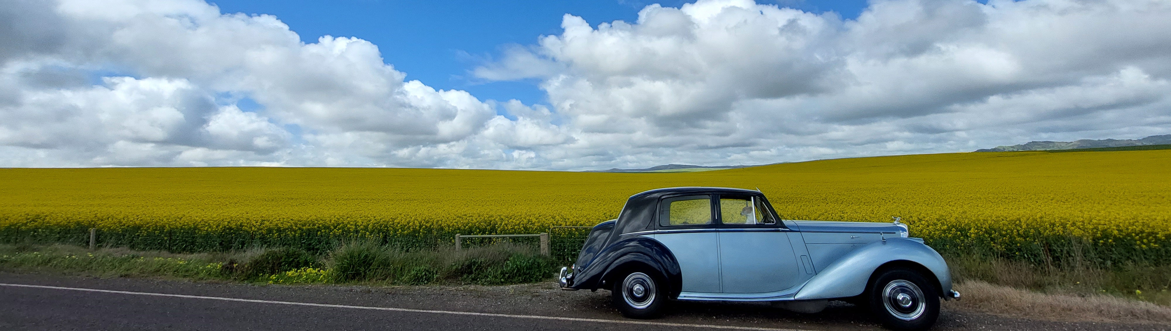 Adelaide Wedding Cars SupplierHero Wedding Cars