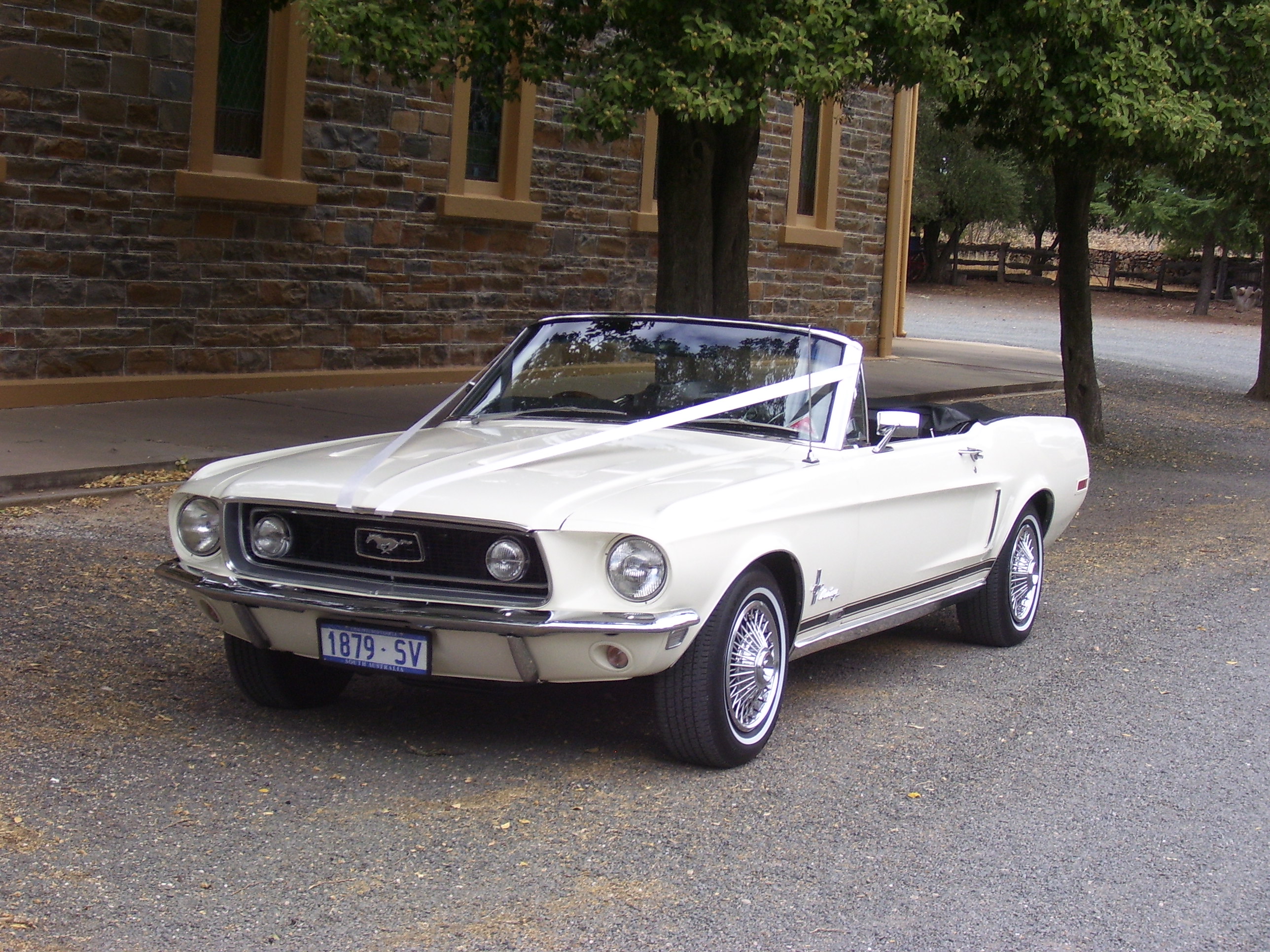 American British Chauffeurs SupplierHero Wedding Cars