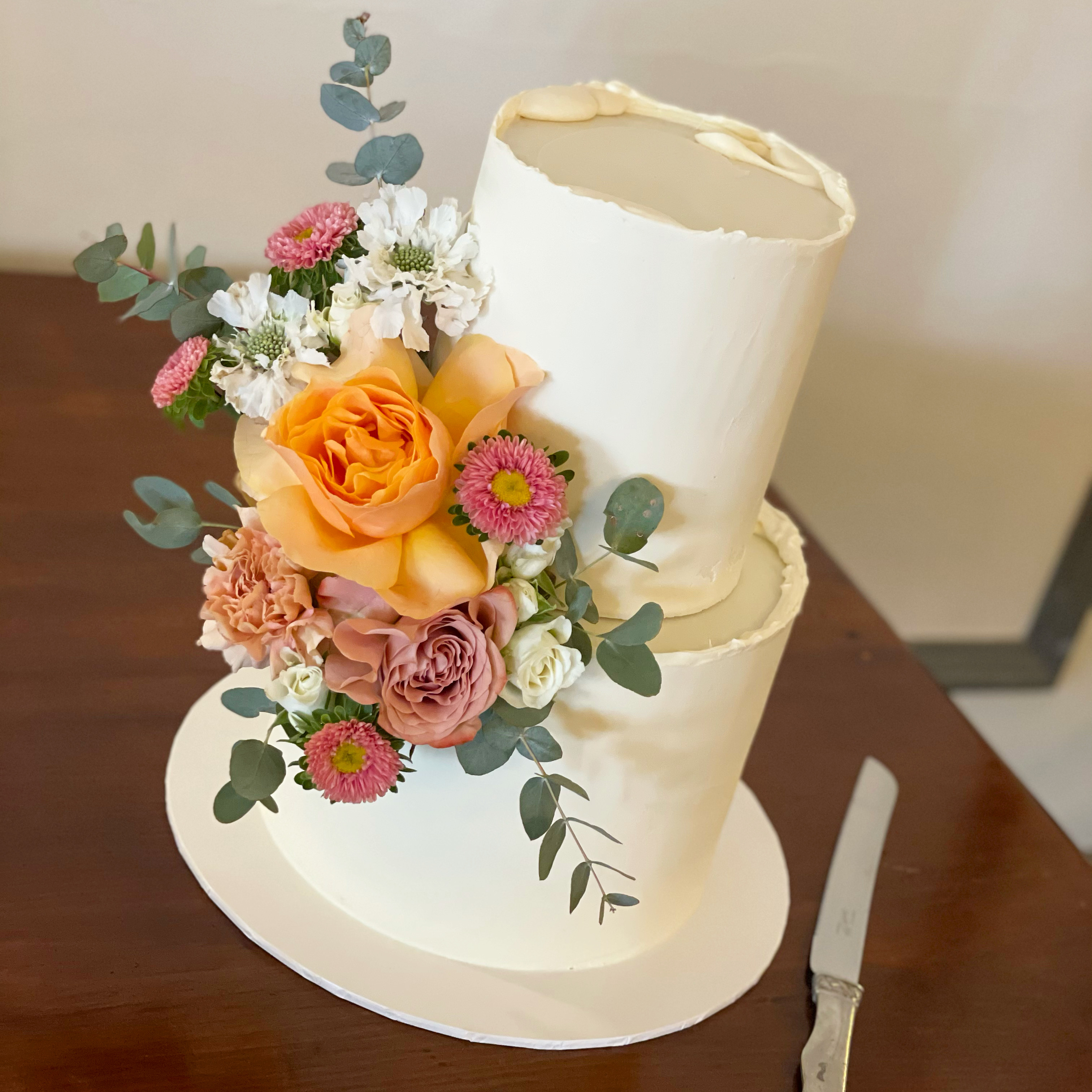 Applemire Cakery SupplierHero Wedding Cakes