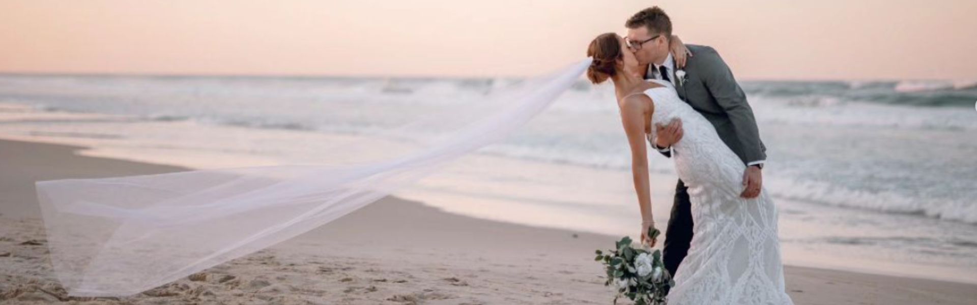 Bilinga Beach Weddings SupplierHero Wedding Venues