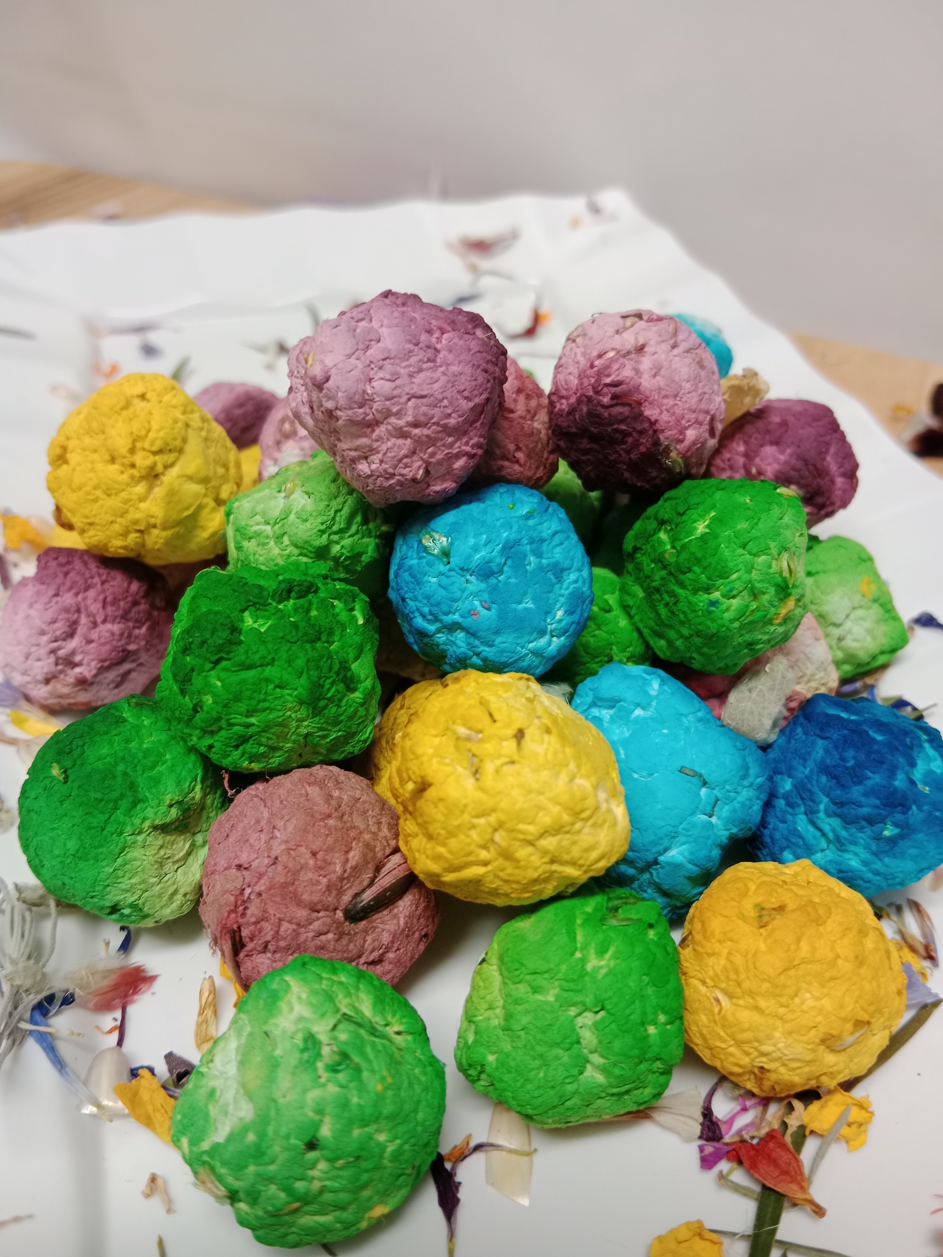 Blooming Beez SupplierHero Wedding Bomboniere