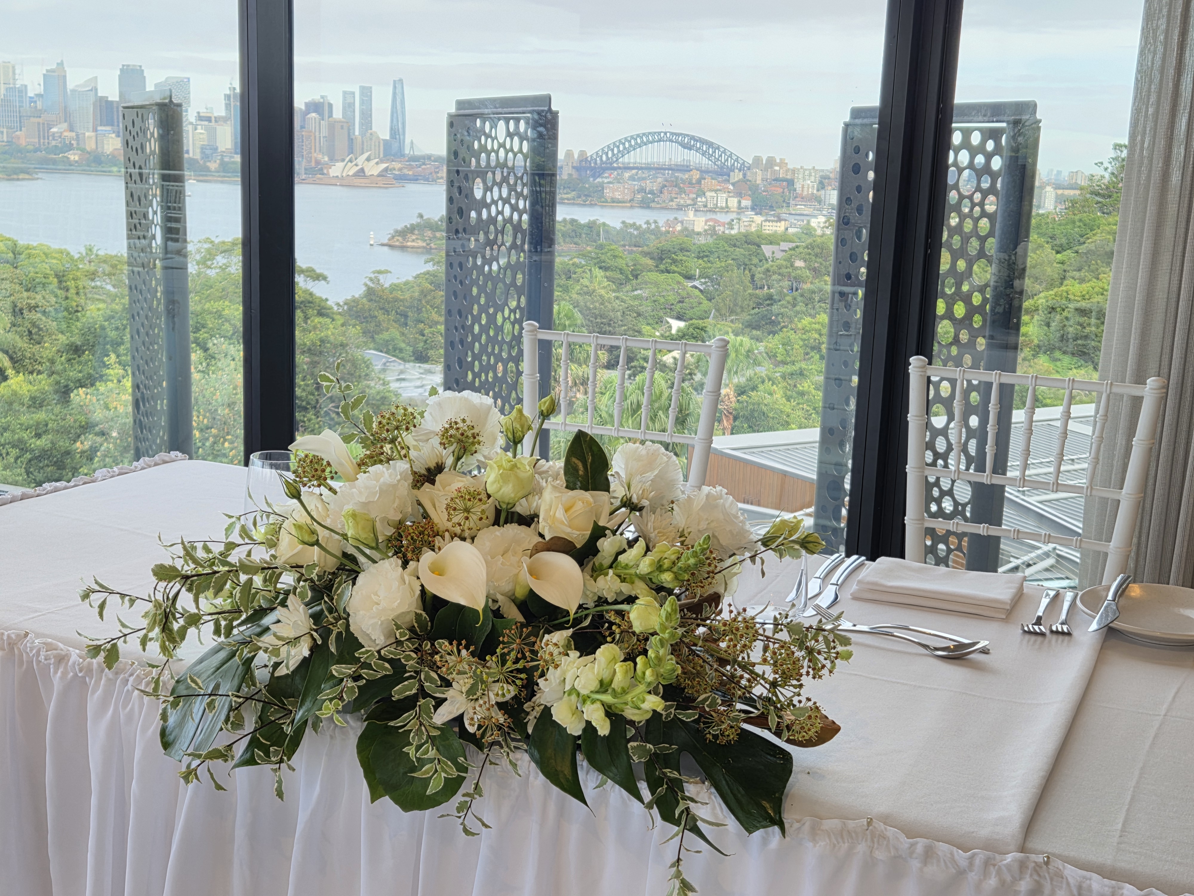 Blossoms Nest SupplierHero Wedding Flowers