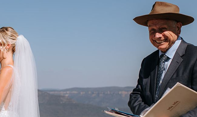 Blue Mountains Celebrant - Phil Timbrell Happyday Celebrant