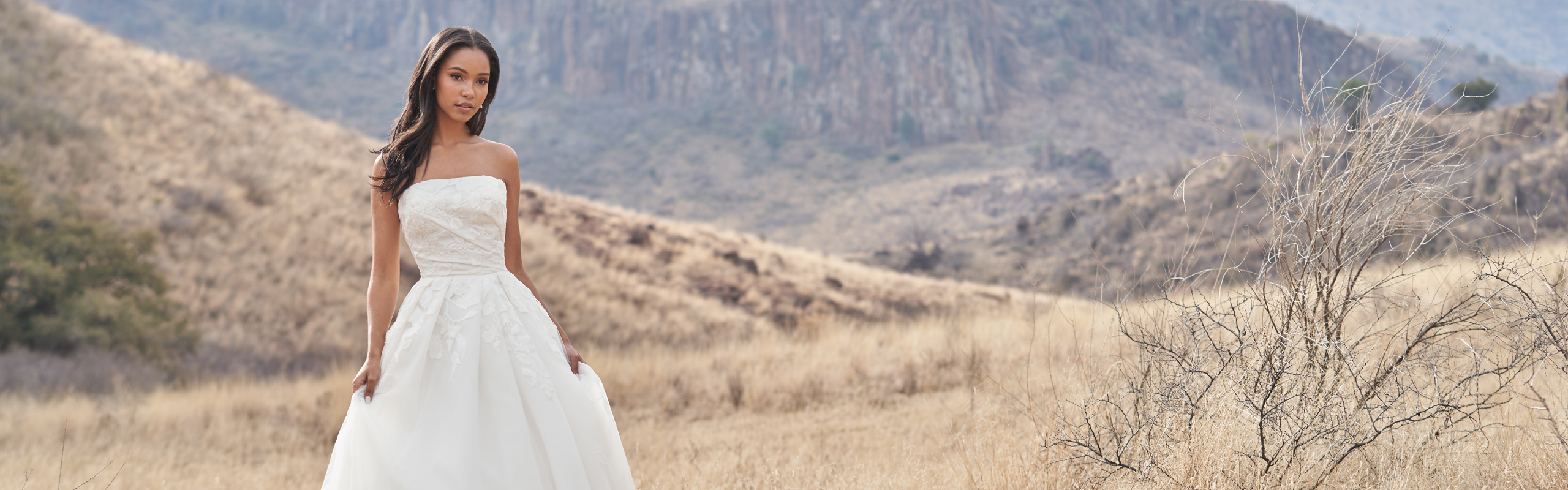 Brides of Sydney SupplierHero Wedding Dresses