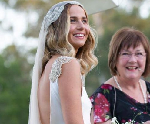 Civil Wedding Celebrant Melbourne - Rosemary Salvaris