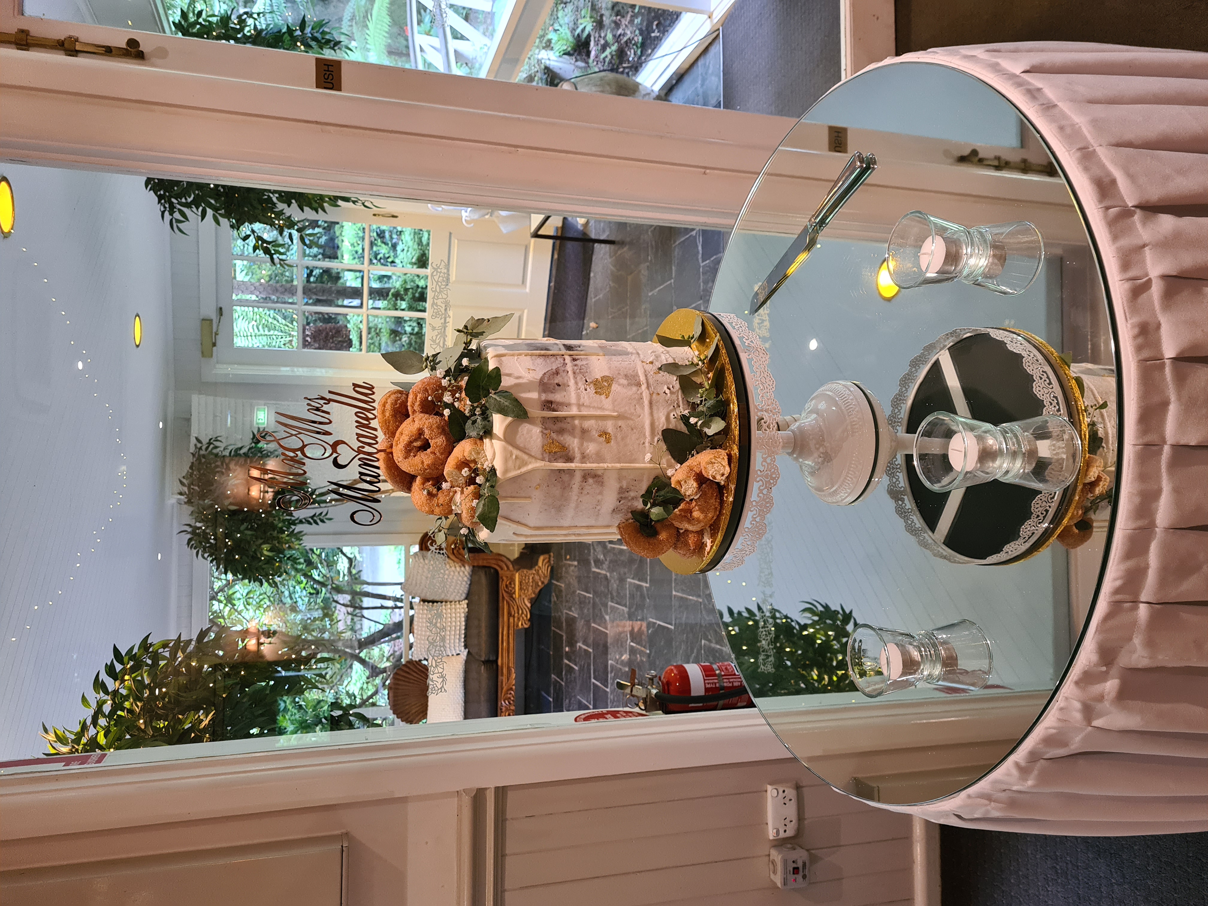 Cakes By Rosa SupplierHero Wedding Cakes