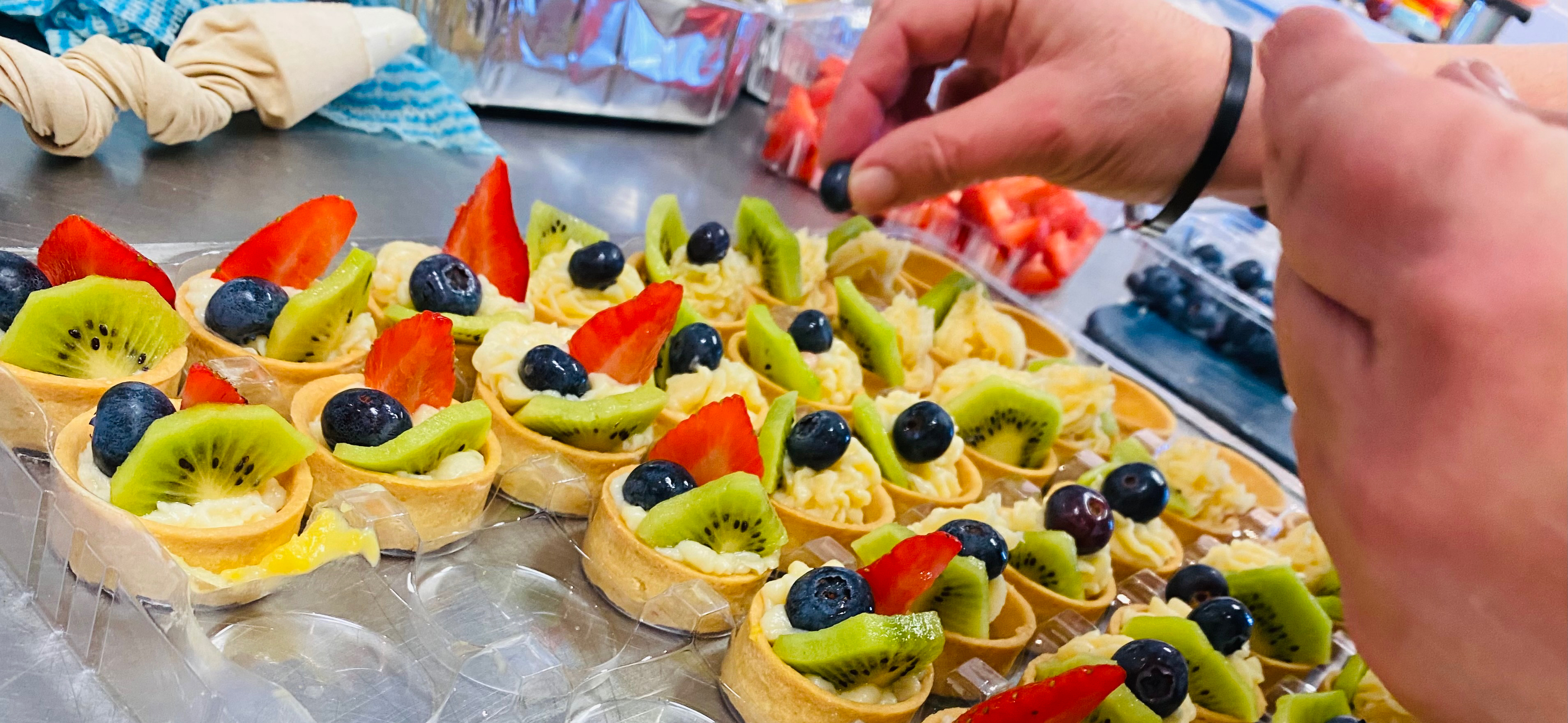 Catering By Fresh Daily Dinners SupplierHero Wedding Caterers