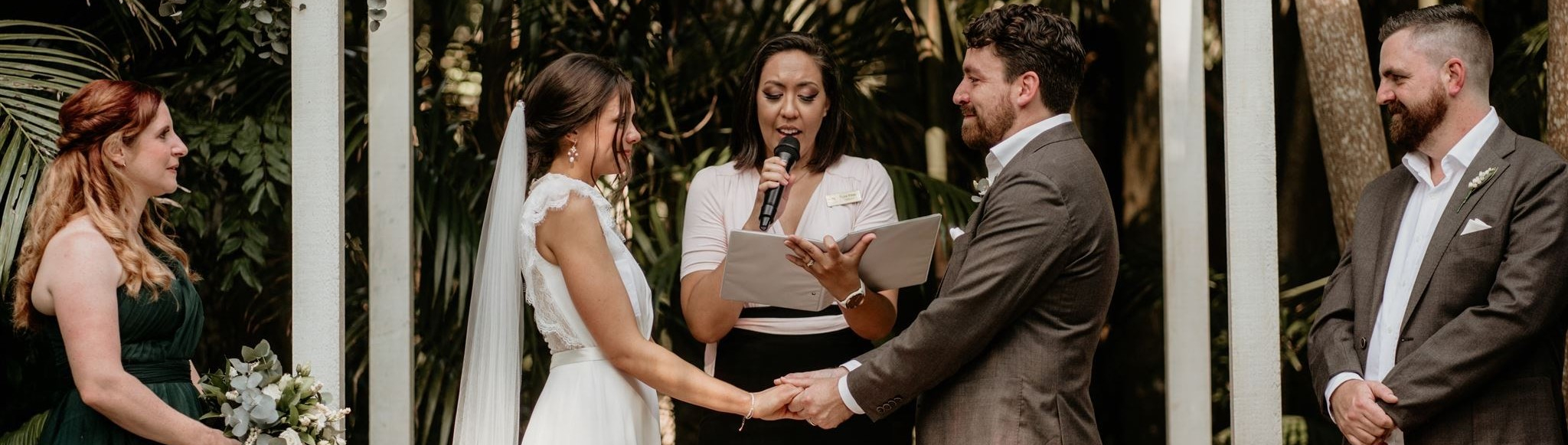 Ceremonies by Tusa SupplierHero Marriage Celebrant