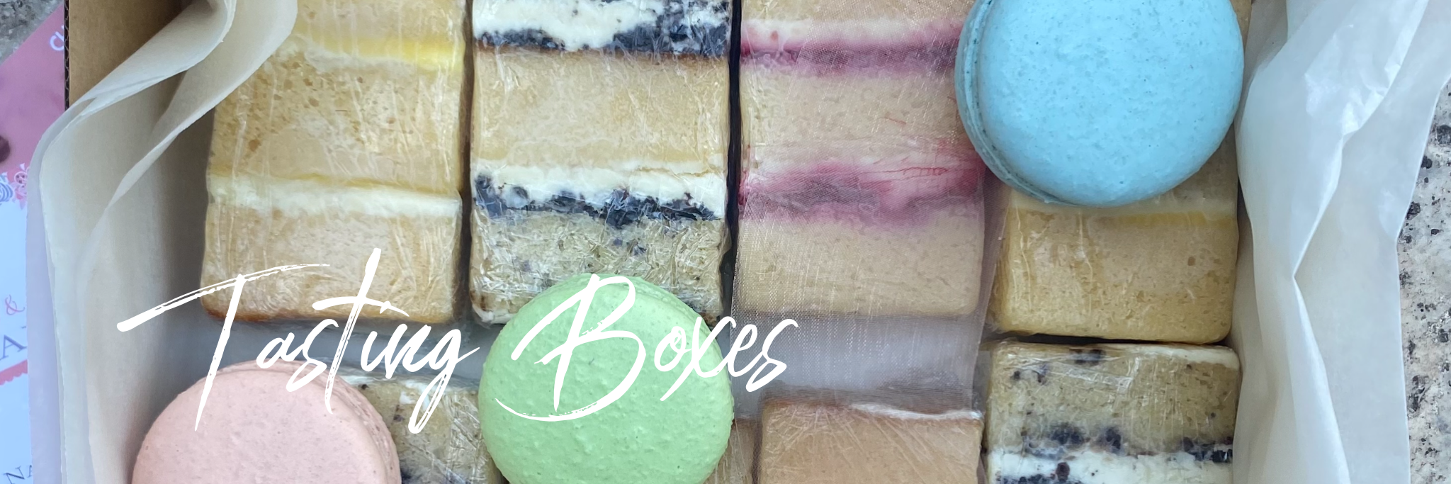 Chaos and Couture Cakes by Nadia SupplierHero Wedding Cakes