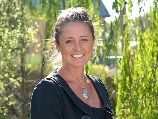 Emma Tomlinson Civil Celebrant