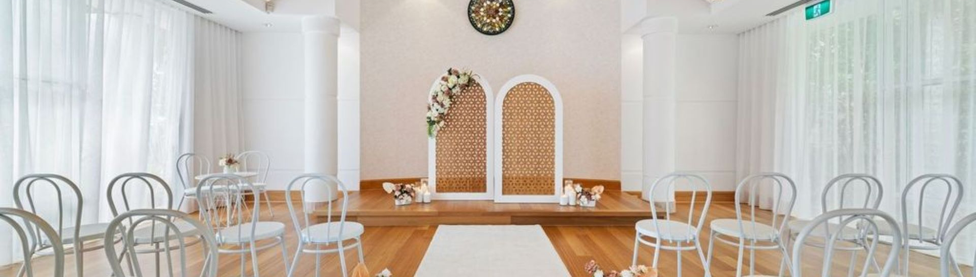 Crowne Plaza Surfers Paradise SupplierHero Wedding Venues