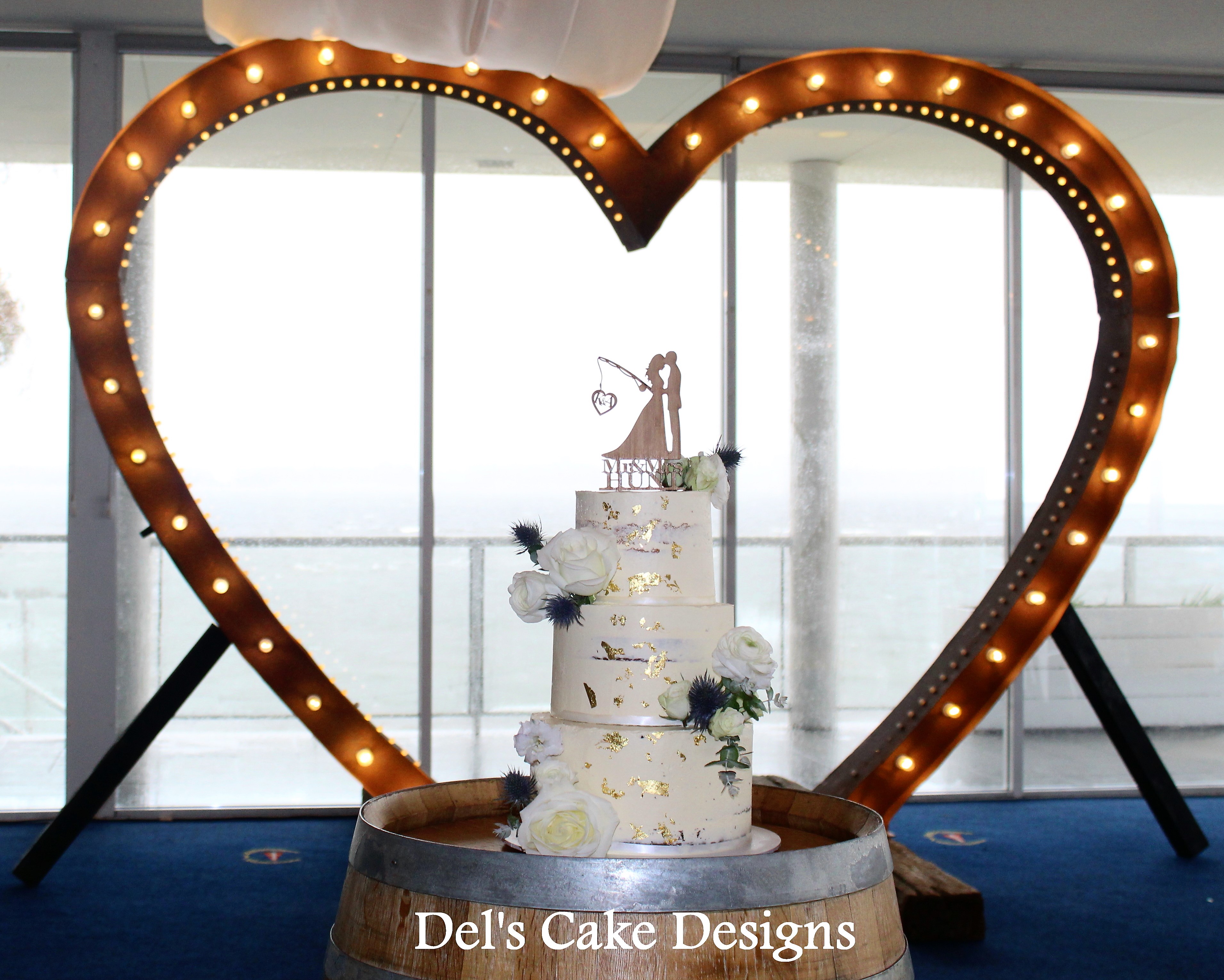 Del's Cake Designs SupplierHero Wedding Cakes