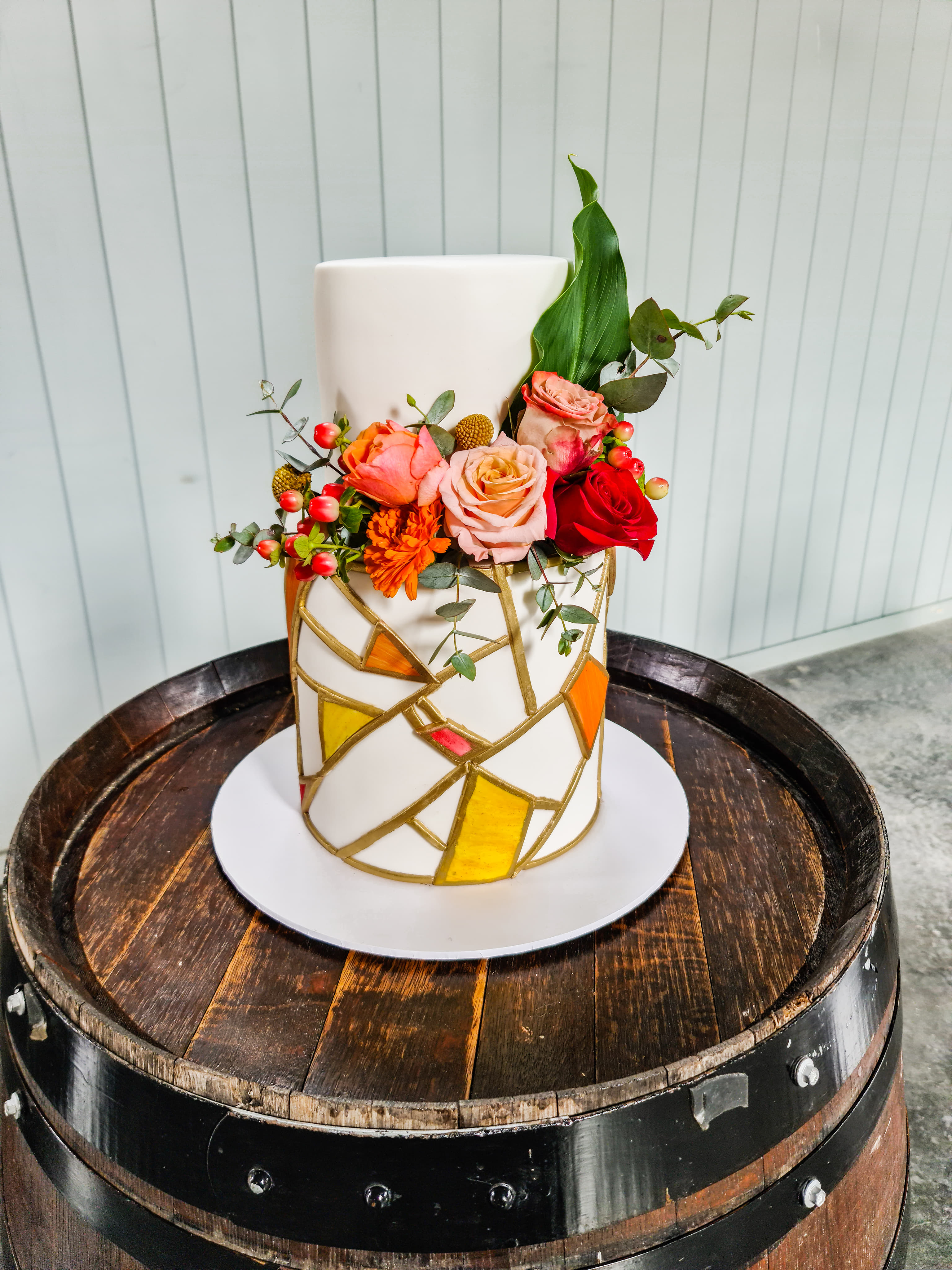 Dragonfly Cakes SupplierHero Wedding Cakes