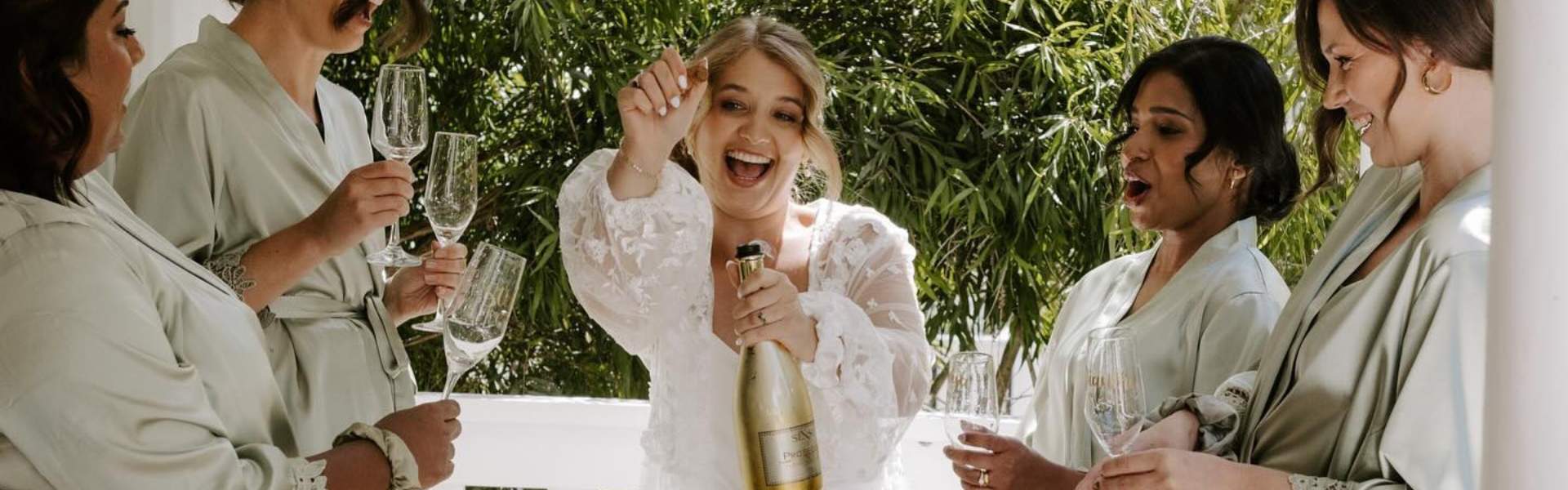 Eight Acres Lakes Entrance SupplierHero Wedding Venues