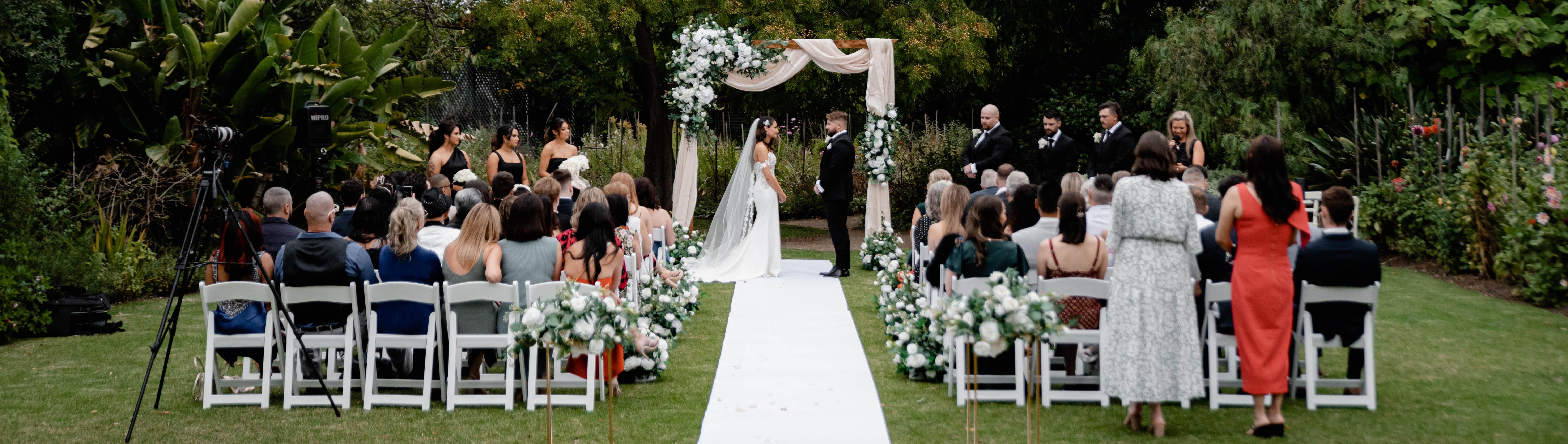 E&M Encoré Events SupplierHero Wedding Flowers