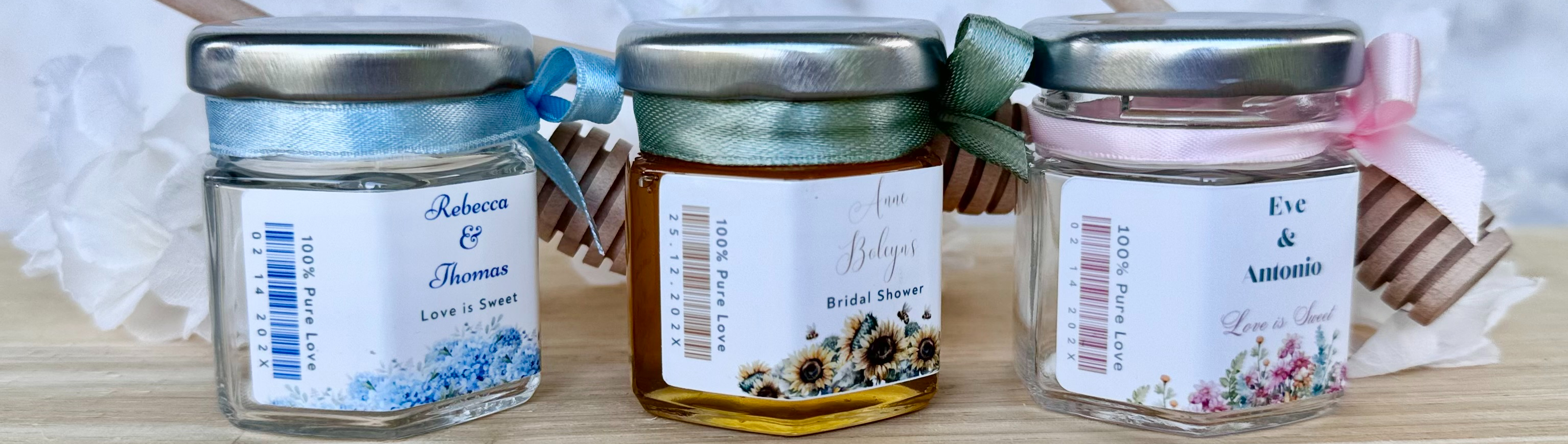 Favours by Luna SupplierHero Wedding Bomboniere