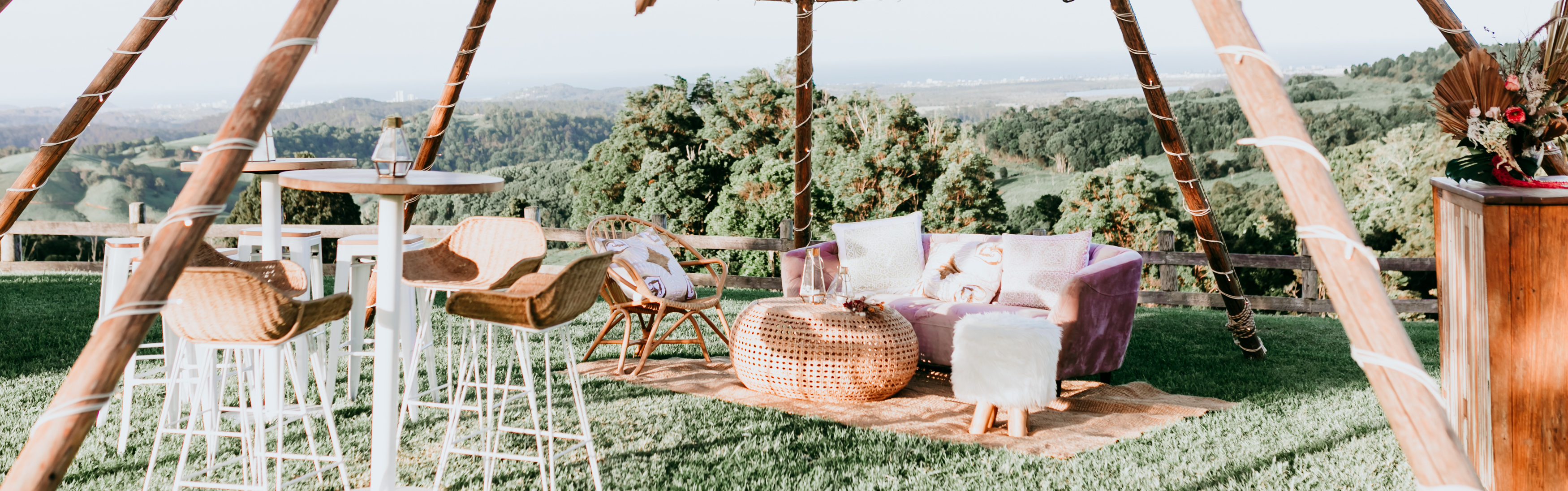 Forever Us SupplierHero Wedding Decorations