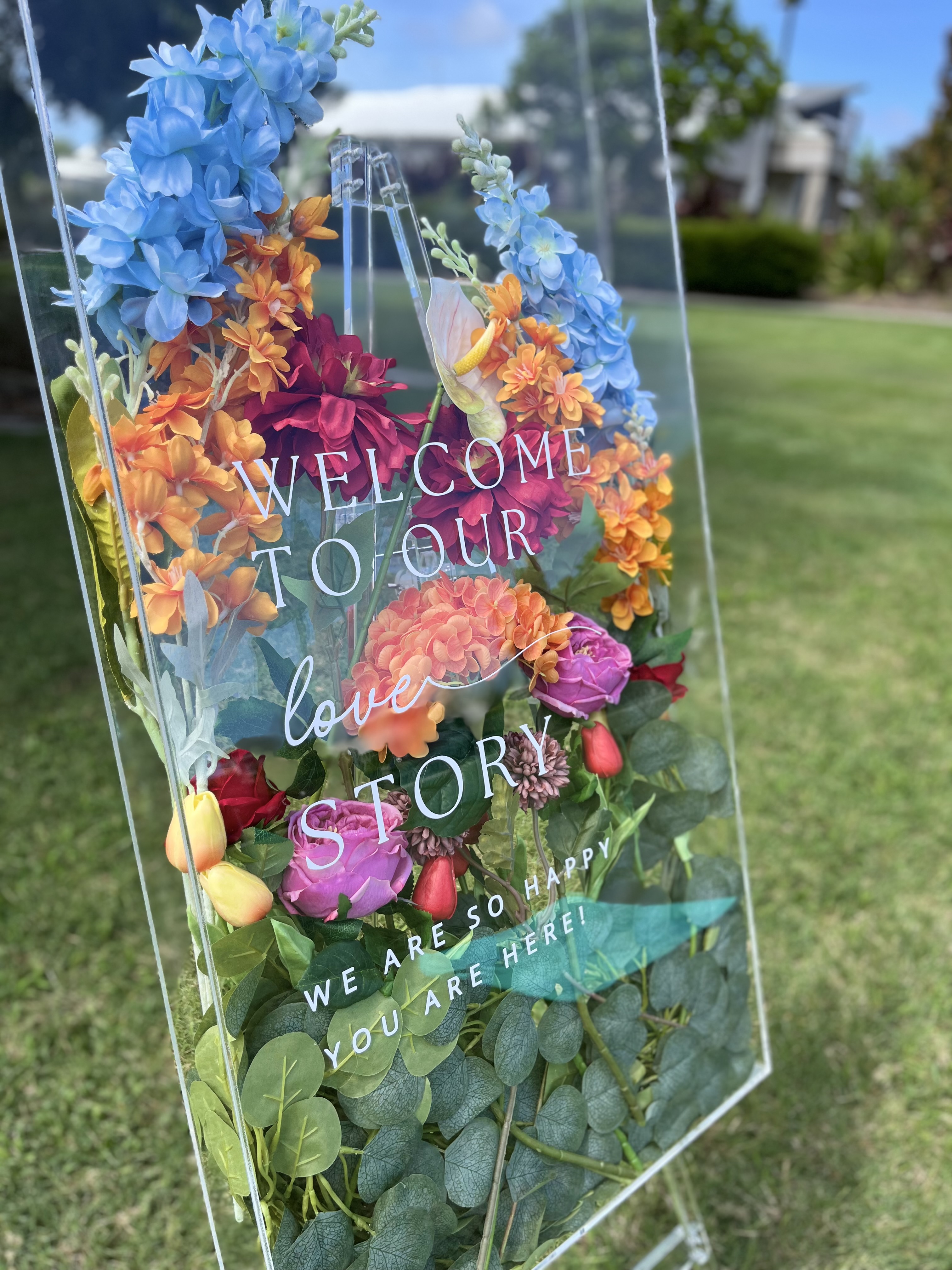 Glam Flowers SupplierHero Wedding Hire