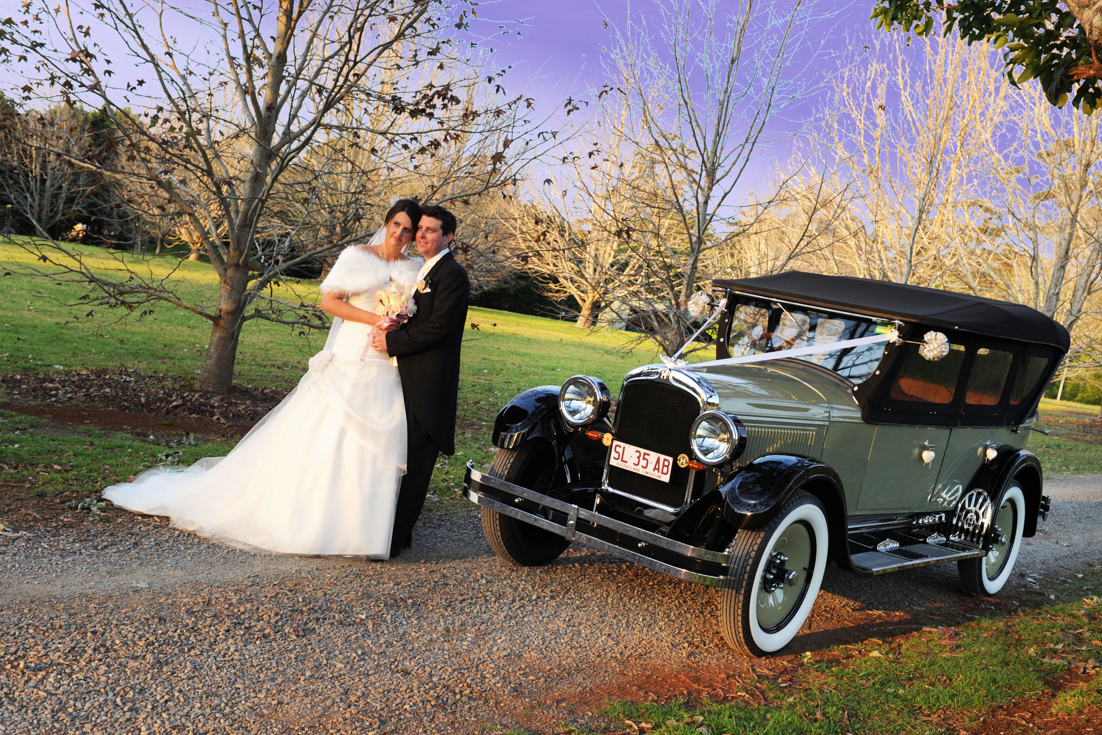 Gold Coast Luxury Vintage Car Hire SupplierHero Wedding Cars
