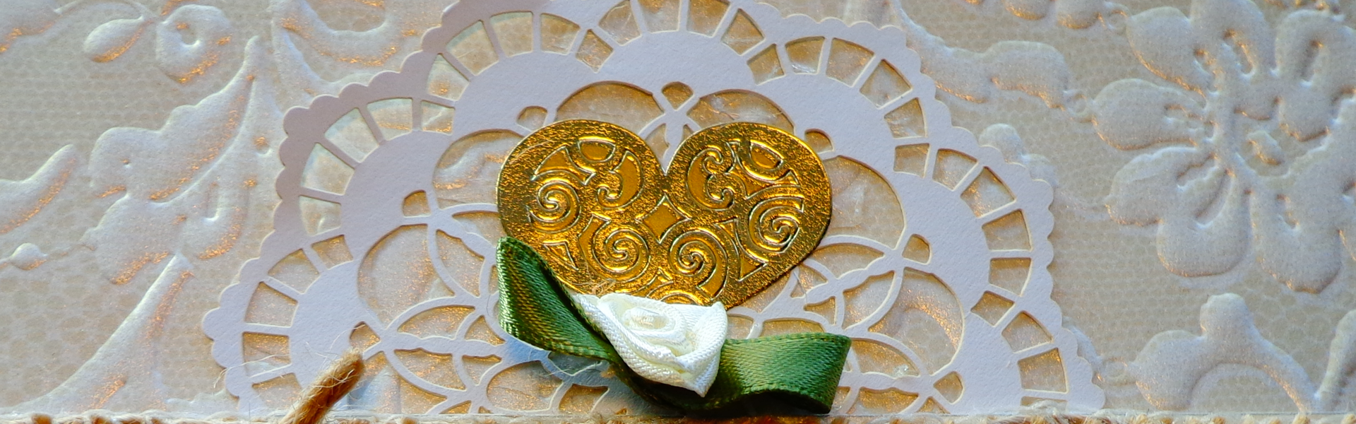 gold heart rustic design