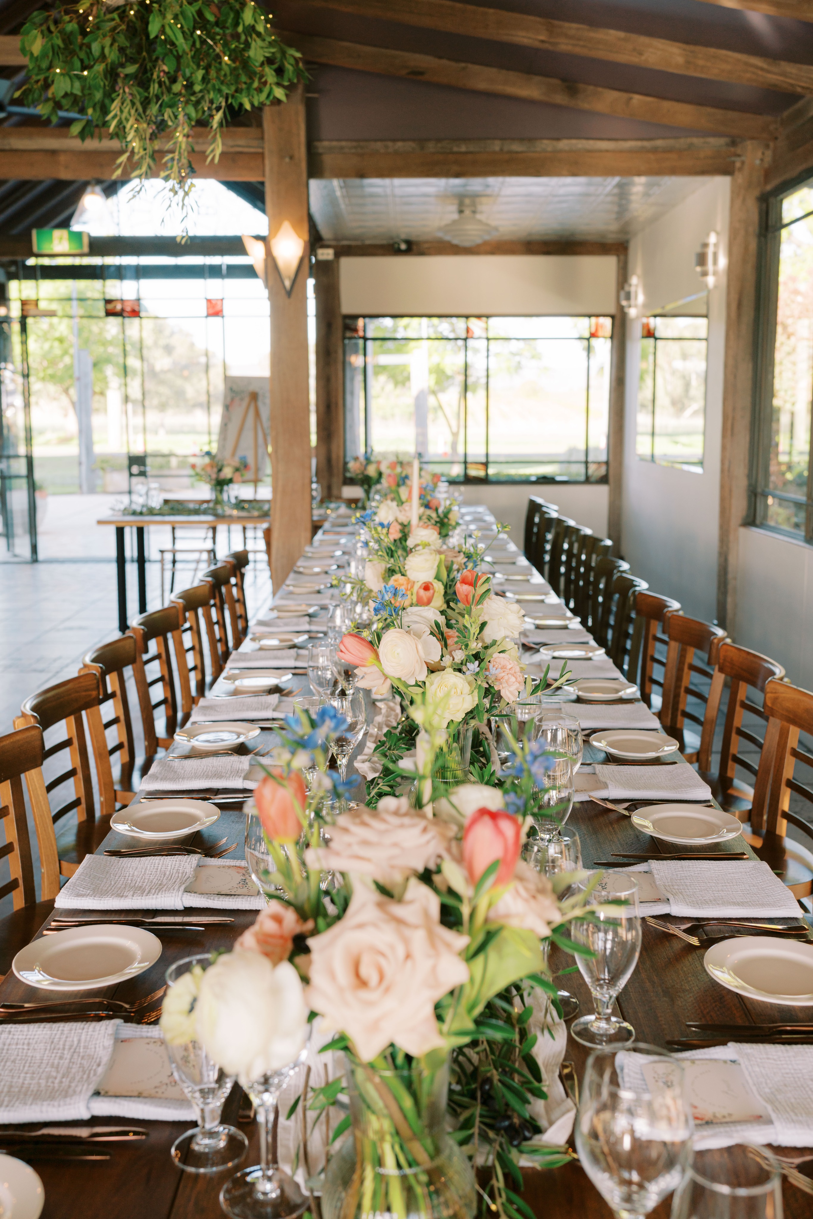 Hills Botanic SupplierHero Wedding Flowers