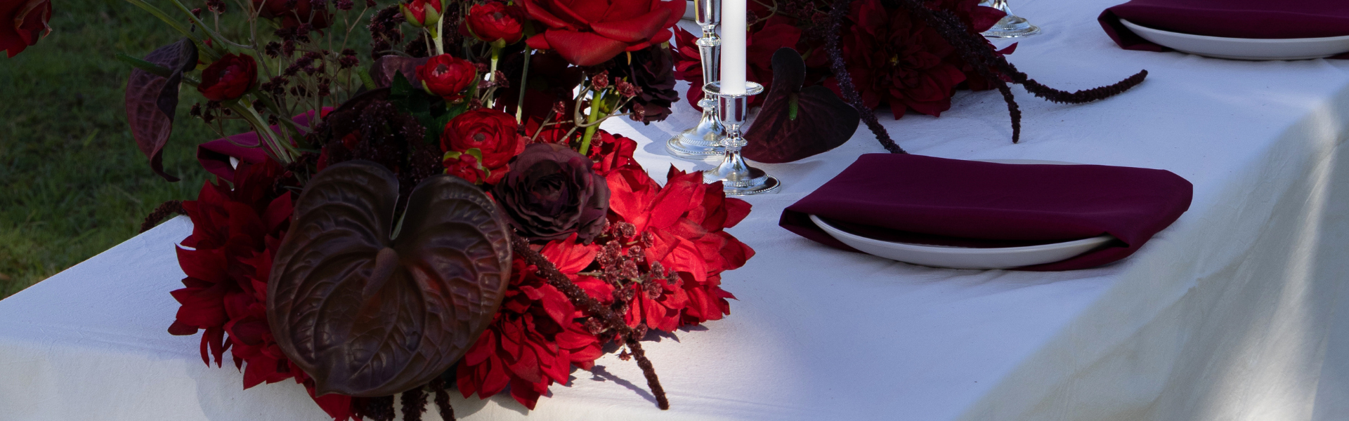 Hueseeka Decor & Candle Co. SupplierHero Wedding Decorations