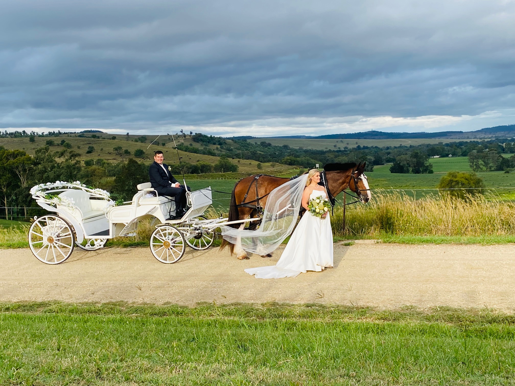 Hunter Valley Classic Carriages SupplierHero Wedding Cars