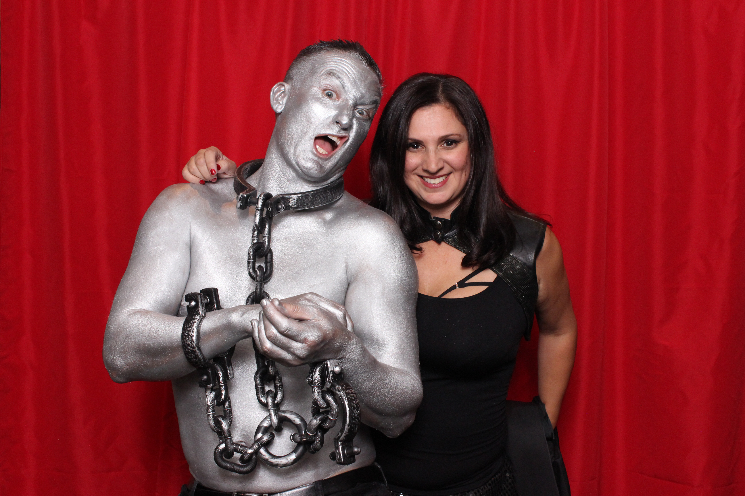 iCanvasbooth SupplierHero Wedding Photo Booth