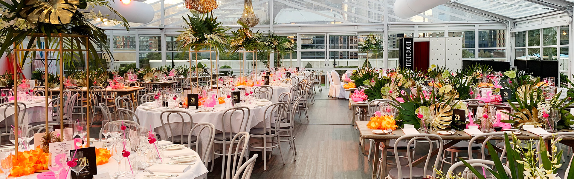 In The Booth SupplierHero Wedding Photo Booth