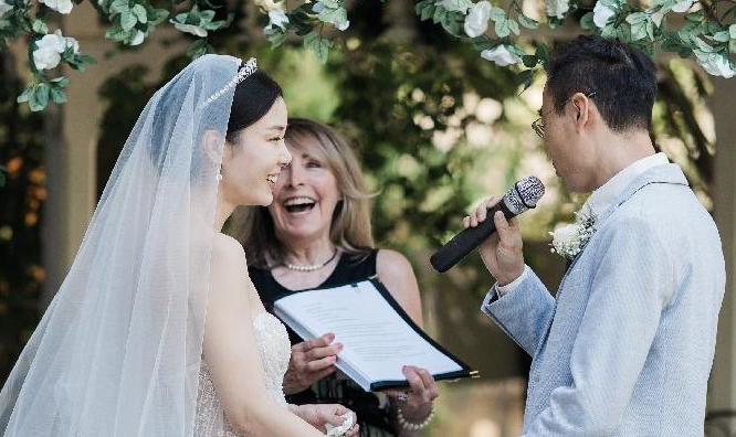 Janet Lomax ~ Sydney's Inner West Marriage Celebrant