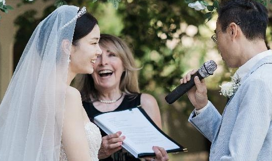 Janet Lomax ~ Sydney's Inner West Marriage Celebrant