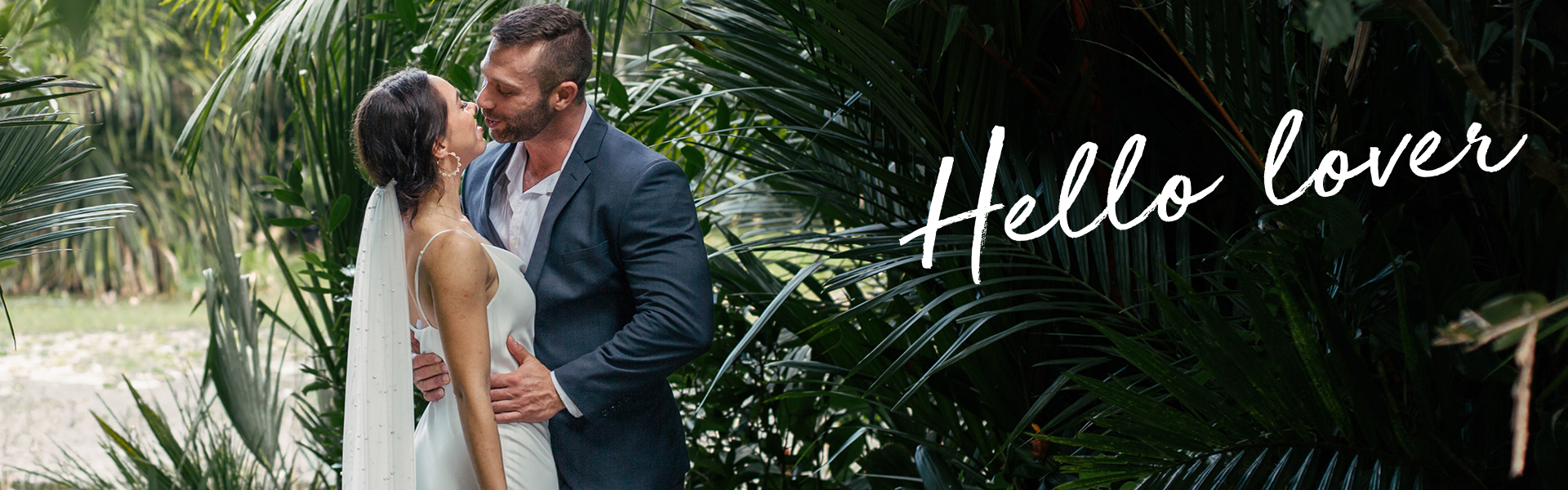 Laconic Photographic SupplierHero Wedding Photography