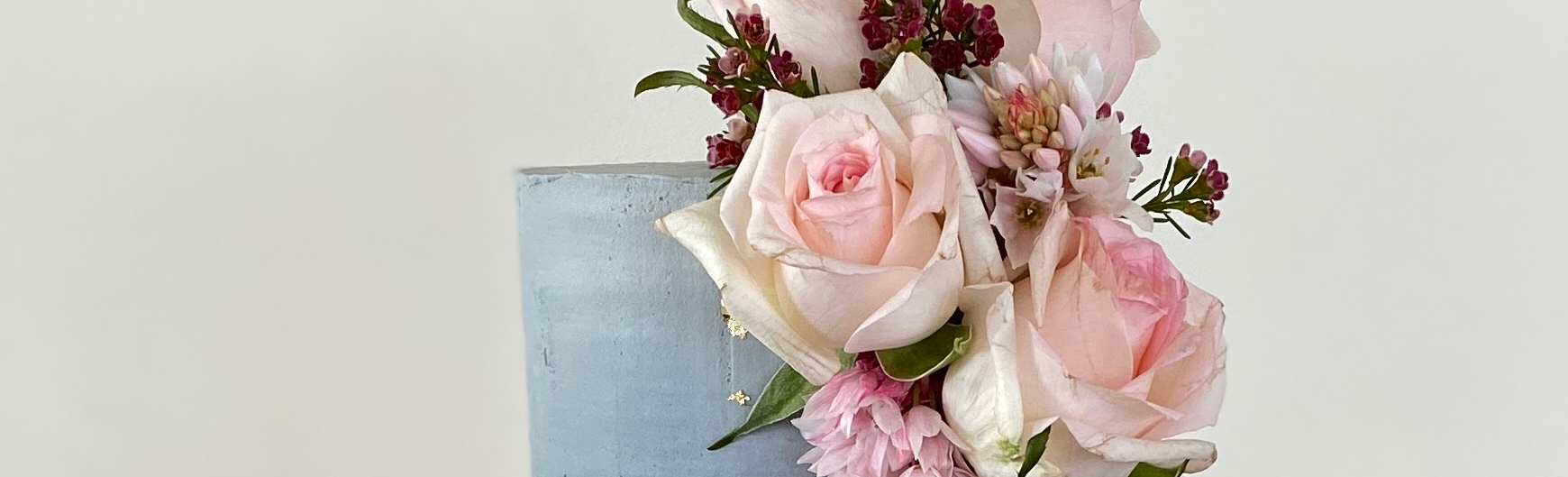 LazyCakes by Lauren SupplierHero Wedding Cakes