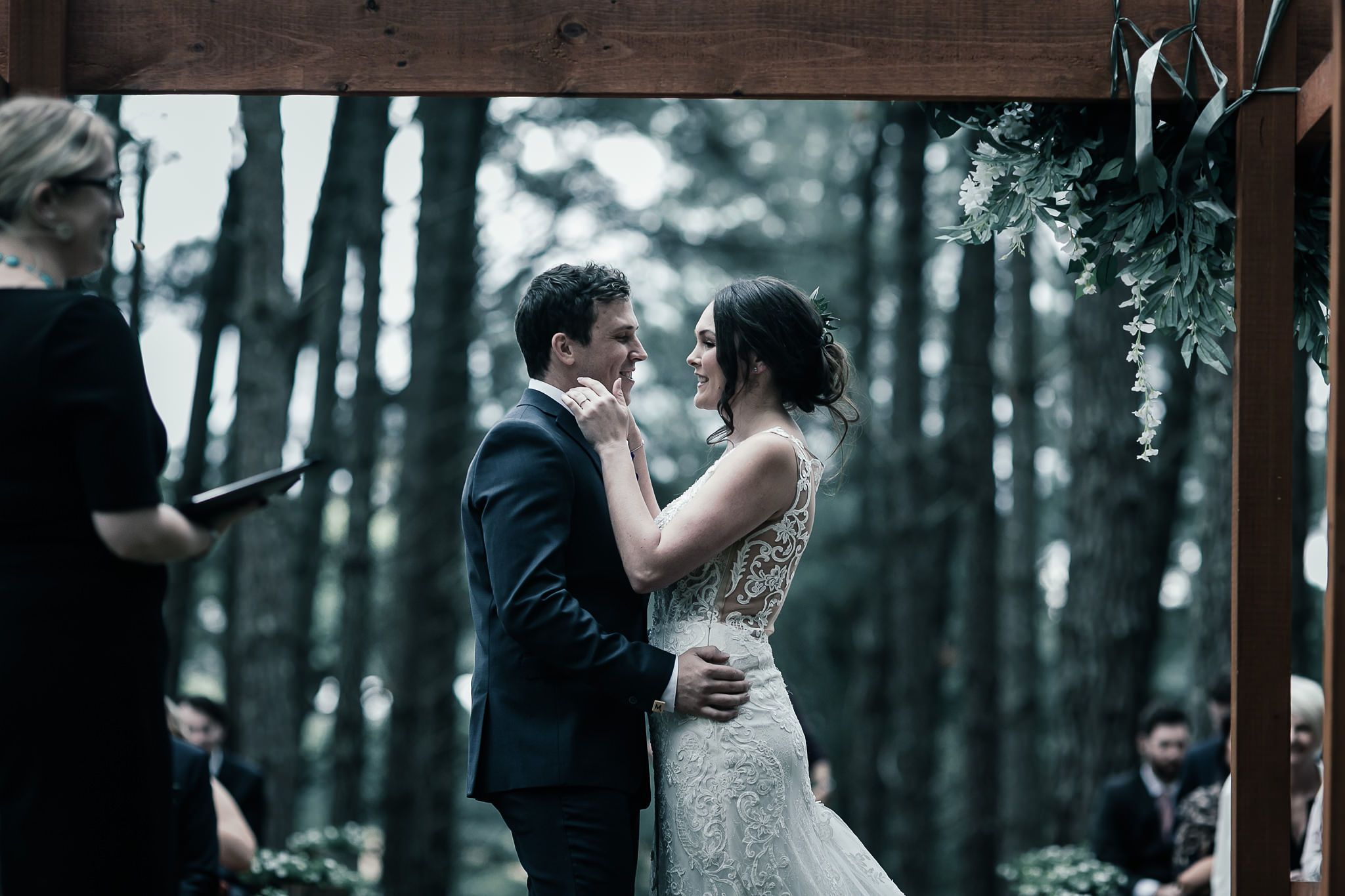 Le Fabulous SupplierHero Wedding Hair and Makeup