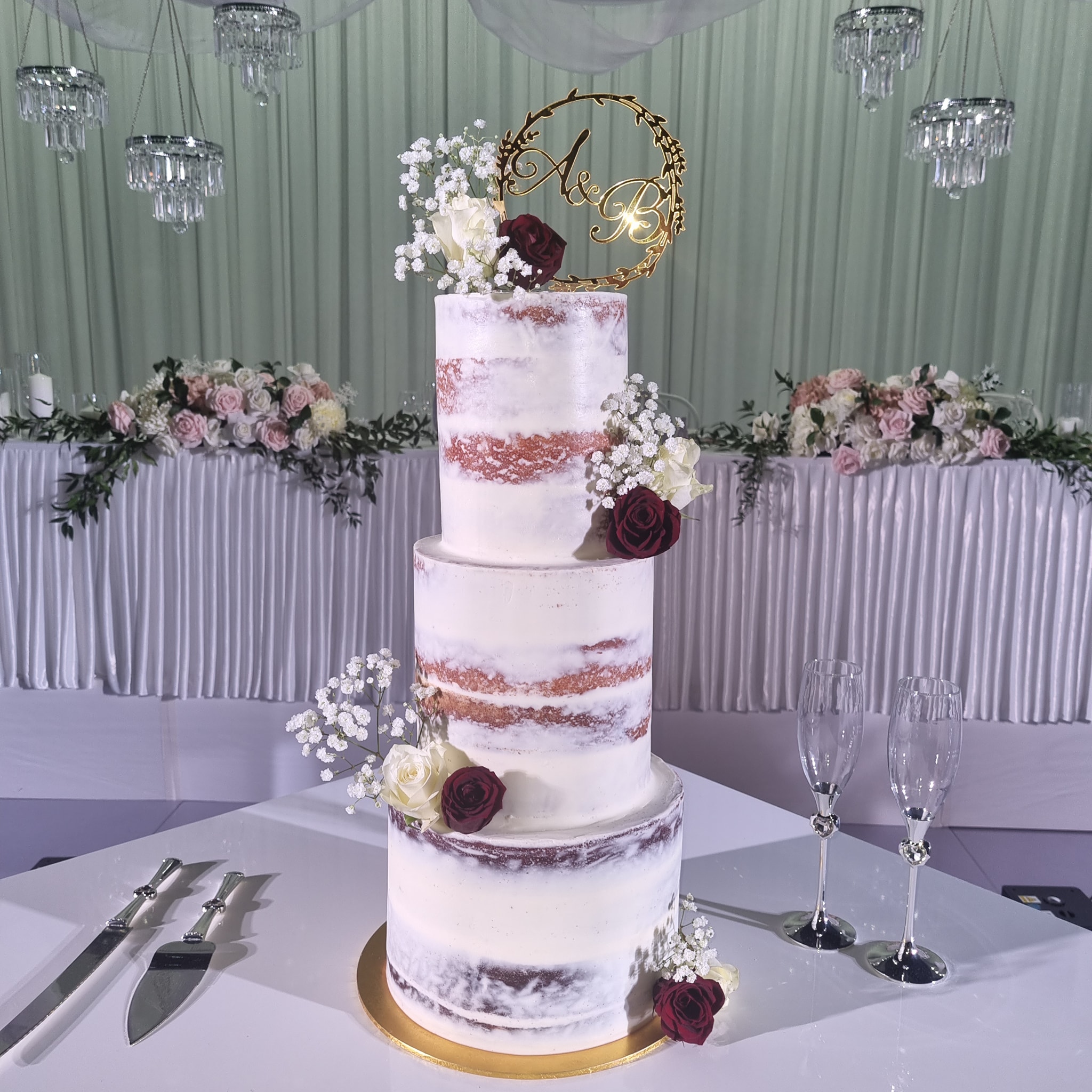 Lee's Cakes SupplierHero Wedding Cakes