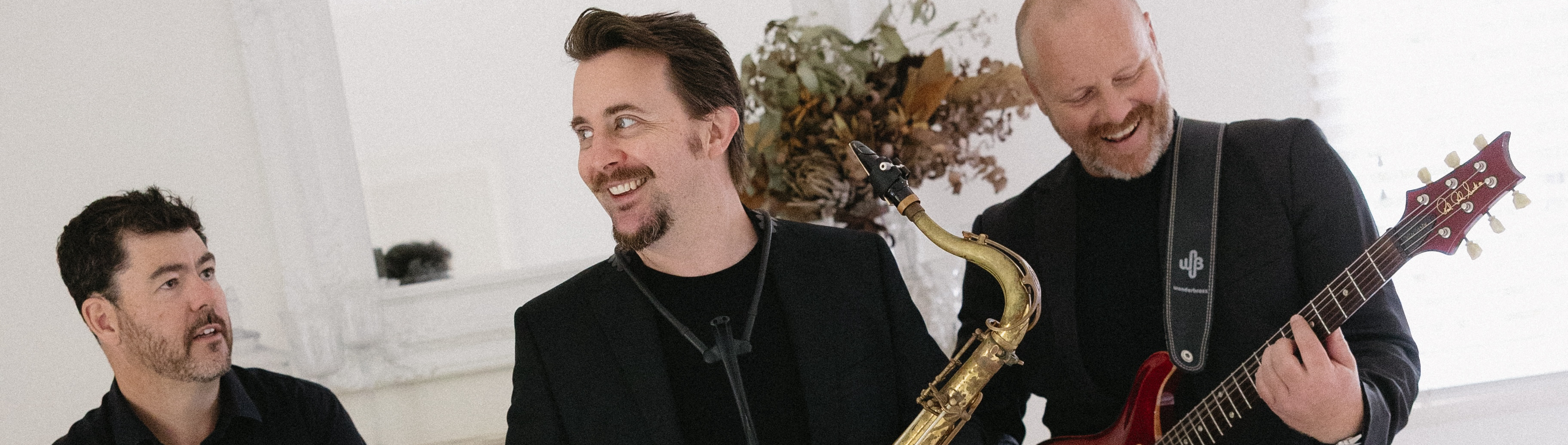 Les Mélomanes (The Music Lovers) SupplierHero Wedding Music