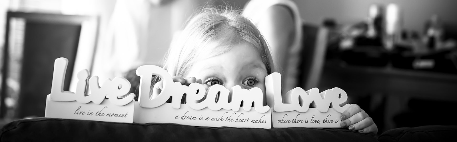 live dream love
