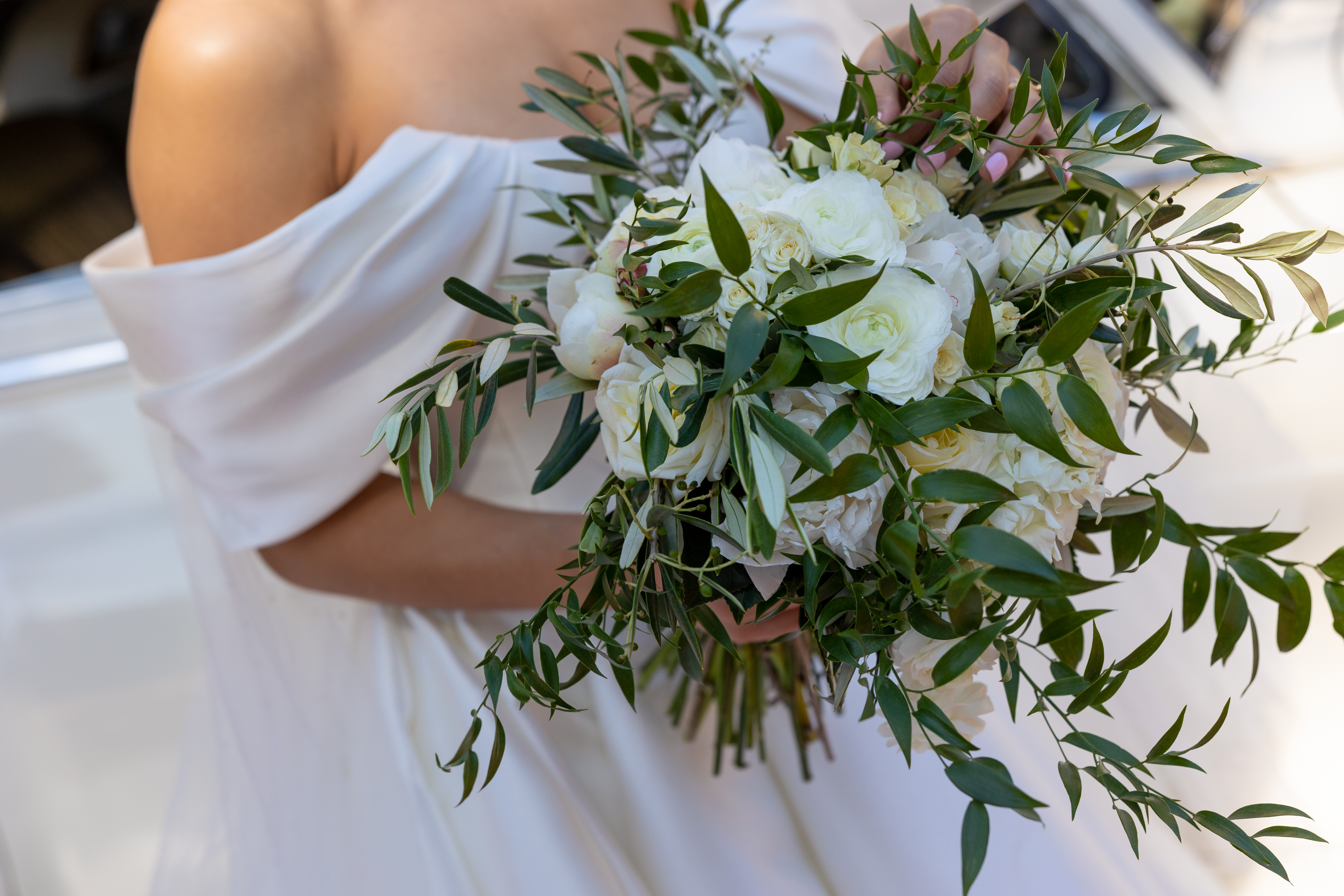 Logan James Events and Florals SupplierHero Wedding Flowers