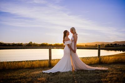 Love & Other Photography SupplierProfileLive Wedding Photography