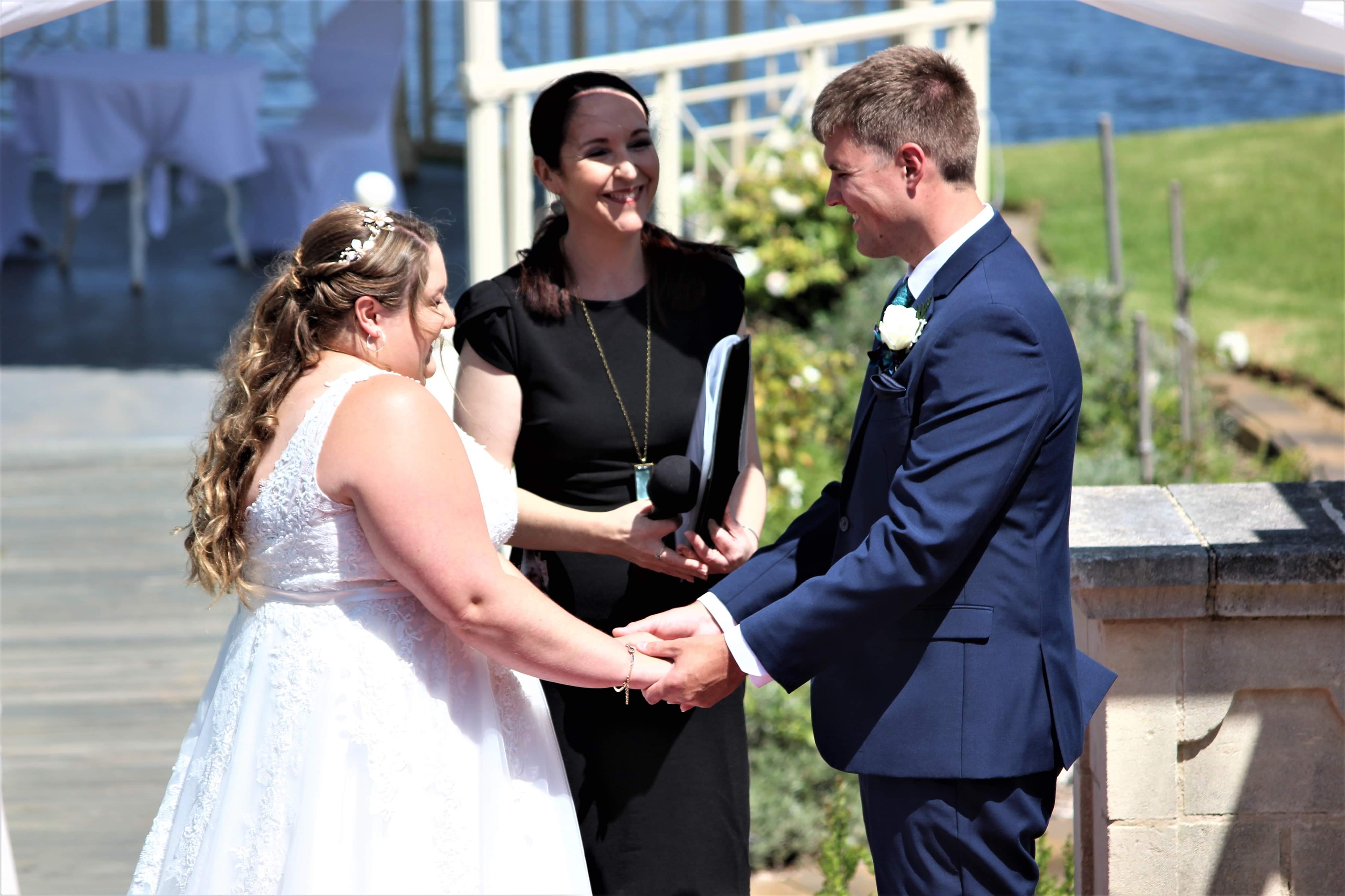 Love 'n' Life SupplierHero Marriage Celebrant