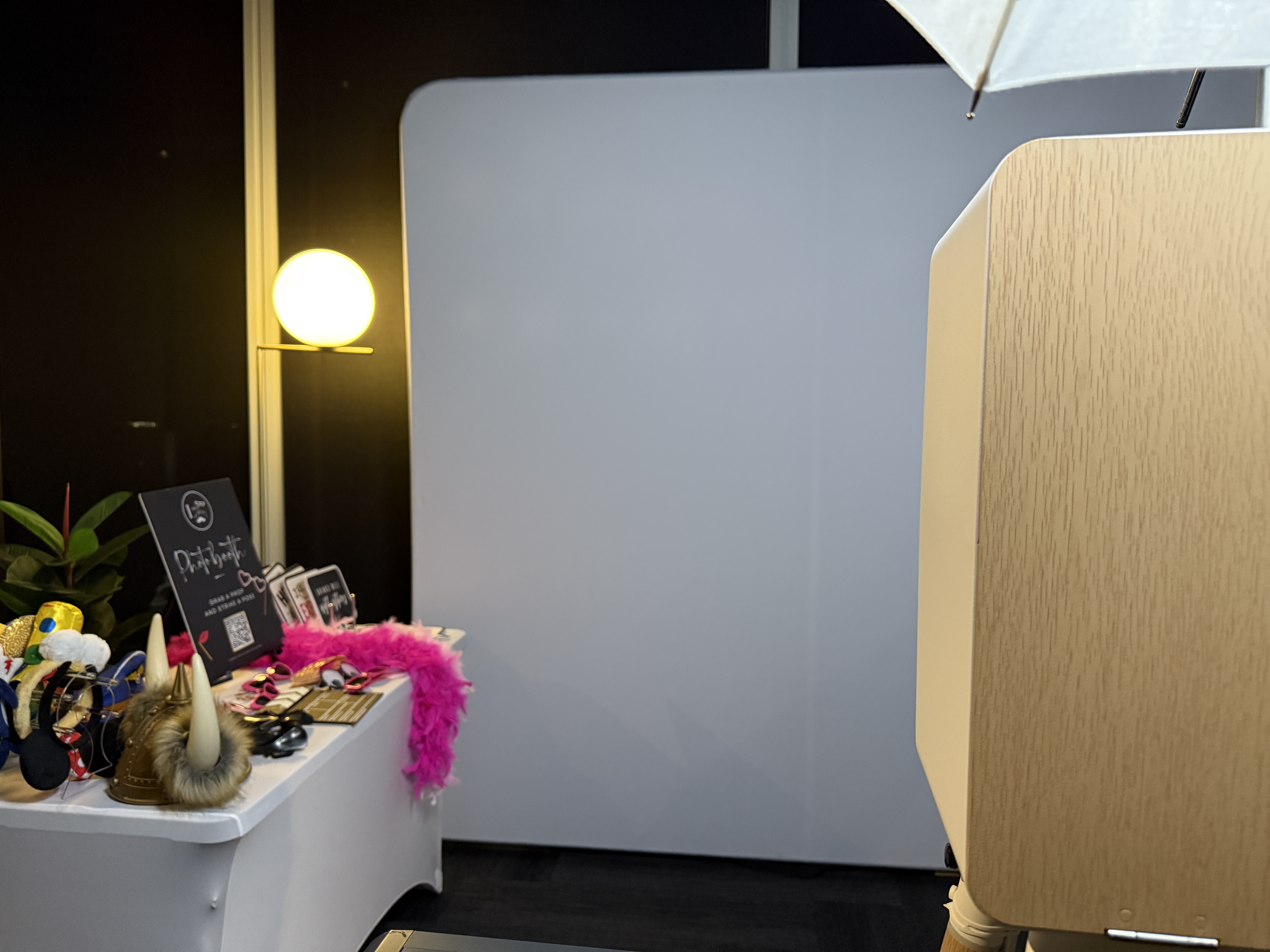 Lowe and Co. Photobooths SupplierHero Wedding Photo Booth