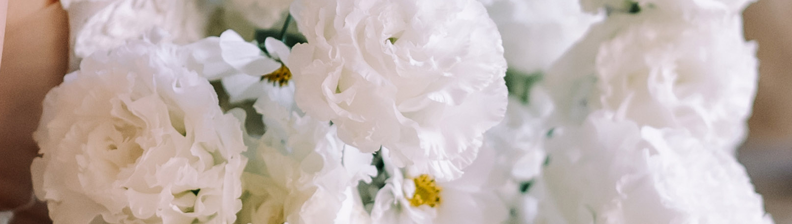 Lull Floral and Events SupplierHero Wedding Flowers