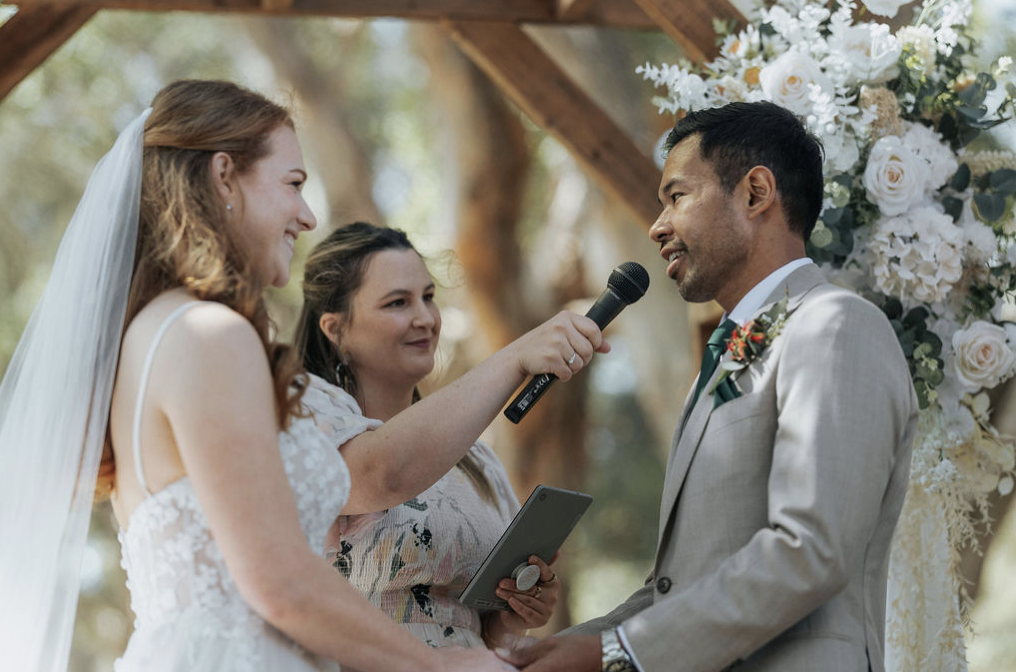 Married by Leah SupplierHero Marriage Celebrant