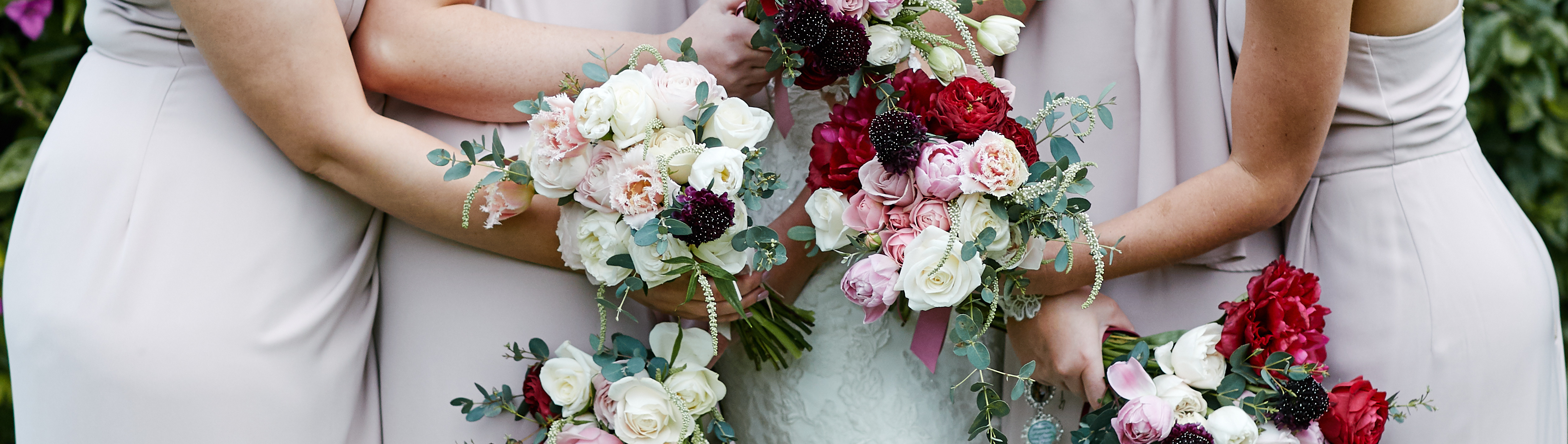 MeOhMy Flowers SupplierHero Wedding Flowers