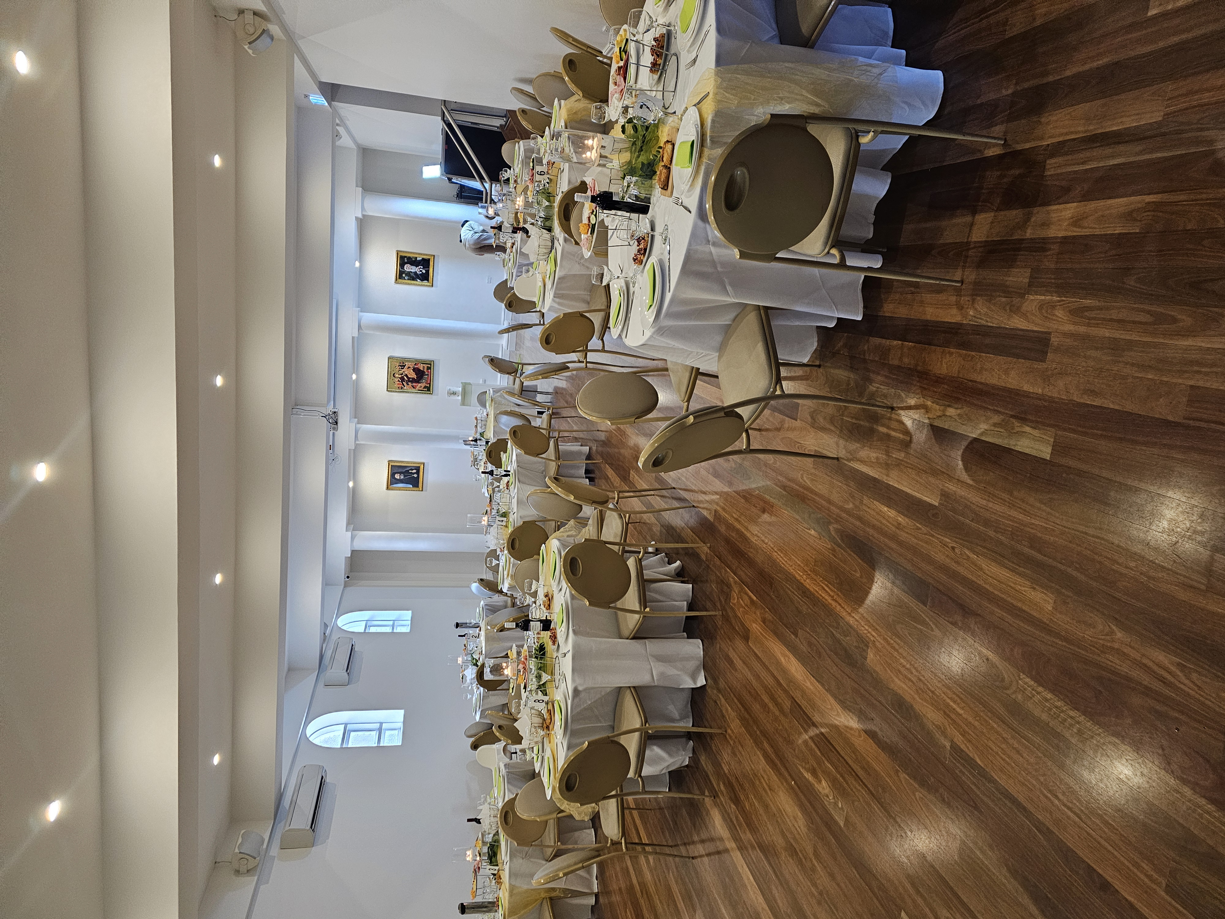 Meraklis Catering SupplierHero Wedding Caterers